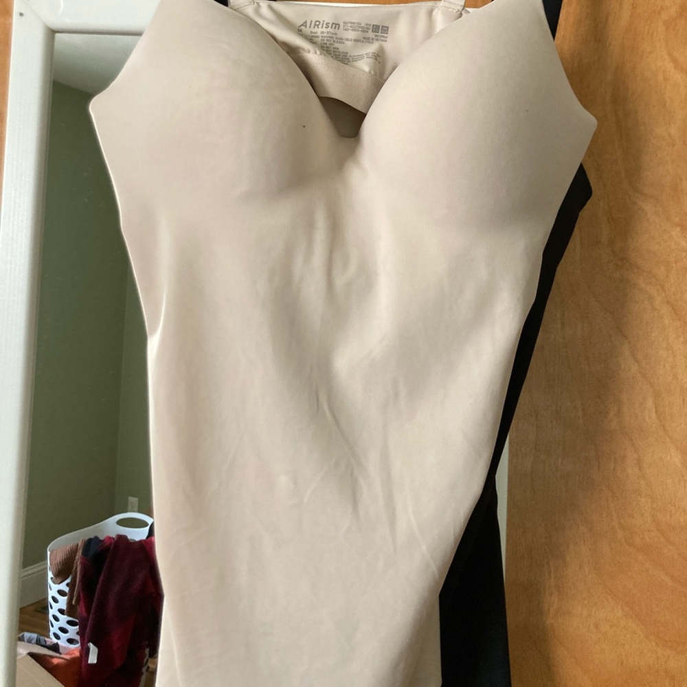 Uniqlo Airism tank (2) Beige and Black